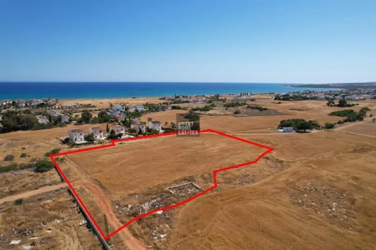 8,518m² Plot for Sale in Agia Thekla, Famagusta District