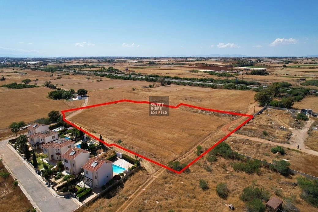 8,518m² Plot for Sale in Agia Thekla, Famagusta District