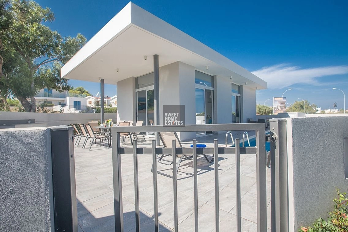 4 Bedroom House for Sale in Protaras, Famagusta District