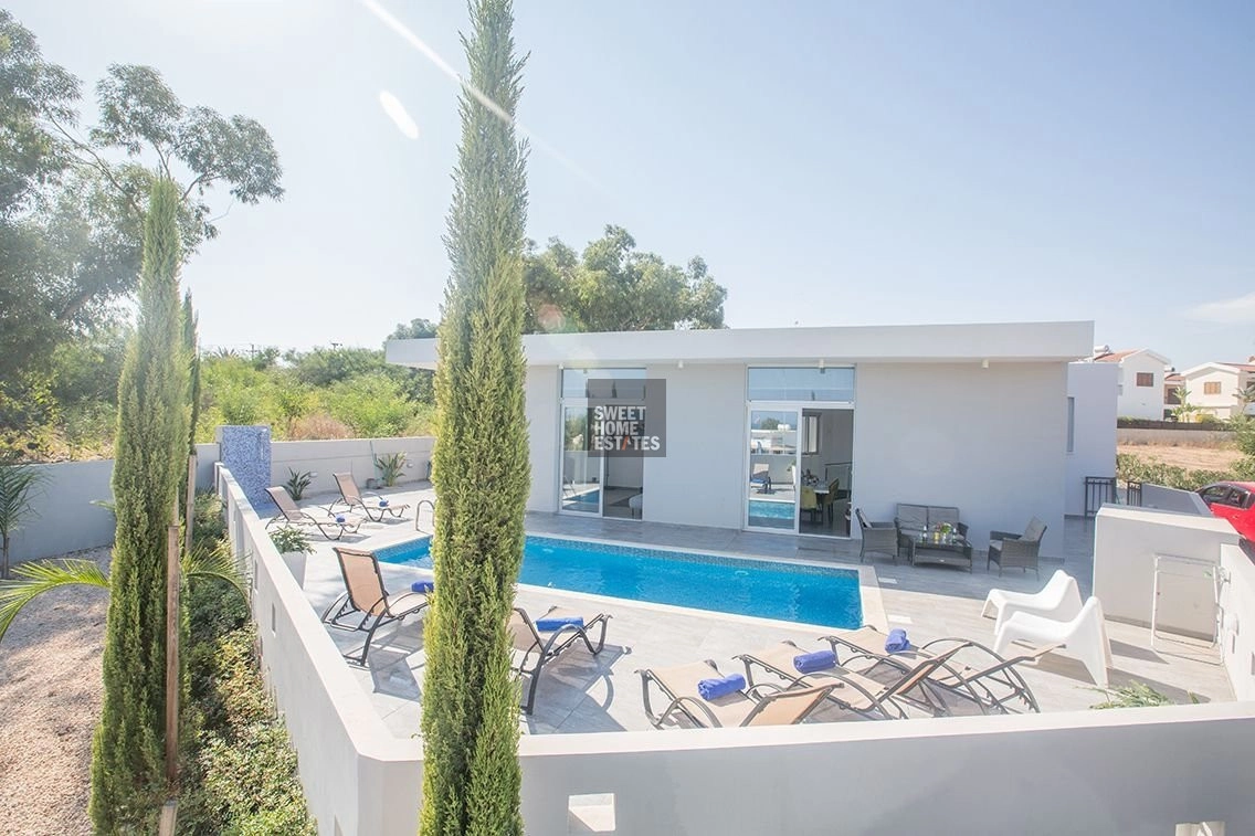 4 Bedroom House for Sale in Protaras, Famagusta District
