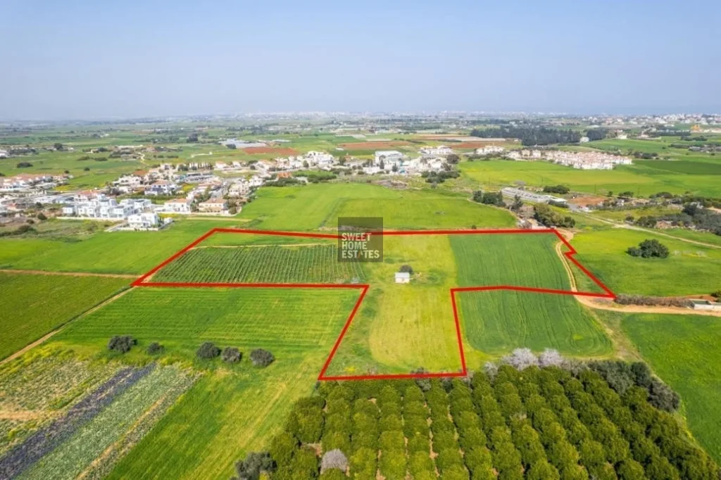 12,514m² Plot for Sale in Frenaros, Famagusta District