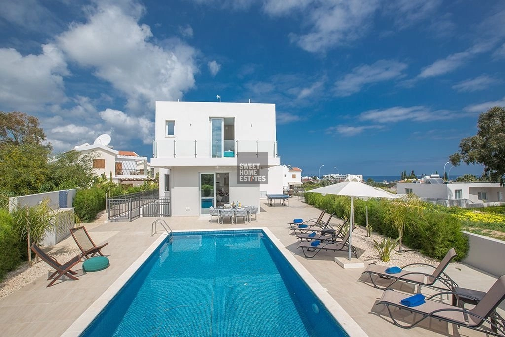 4 Bedroom House for Sale in Protaras, Famagusta District