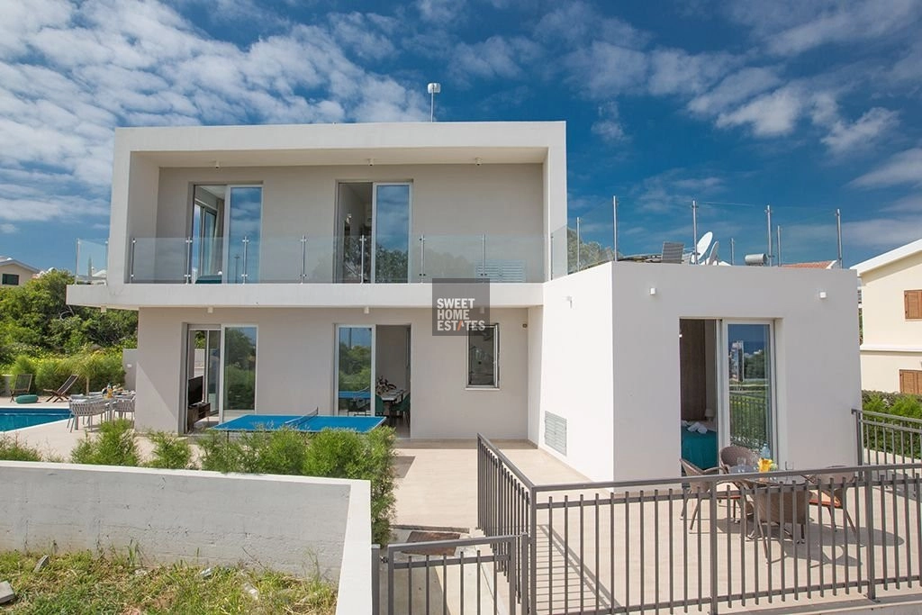 4 Bedroom House for Sale in Protaras, Famagusta District