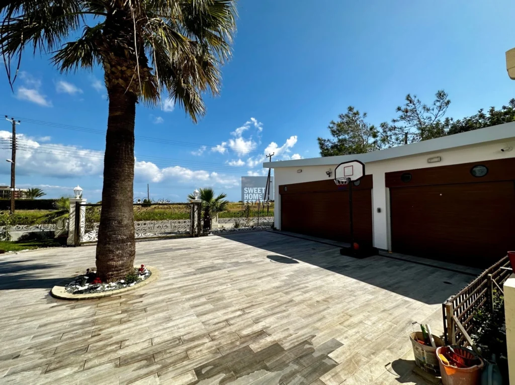 830m² House for Sale in Famagusta District