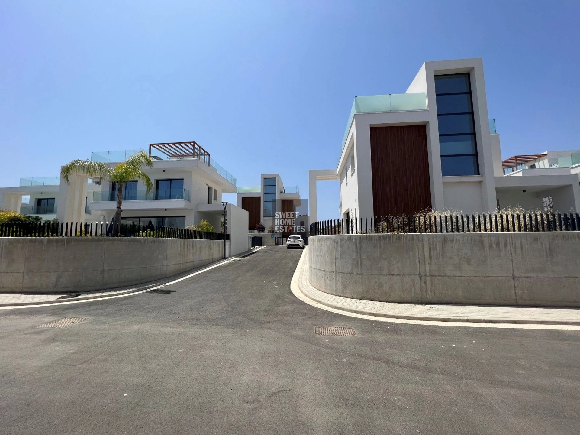 4 Bedroom House for Sale in Protaras, Famagusta District