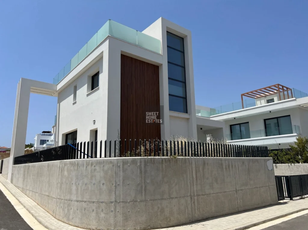4 Bedroom House for Sale in Protaras, Famagusta District