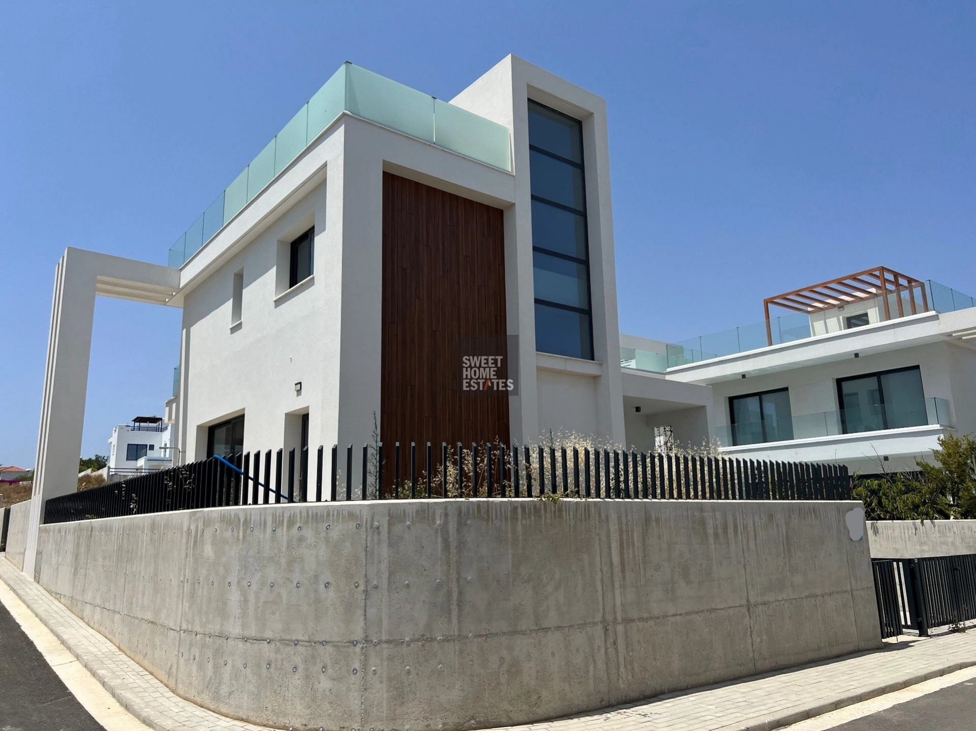 4 Bedroom House for Sale in Protaras, Famagusta District