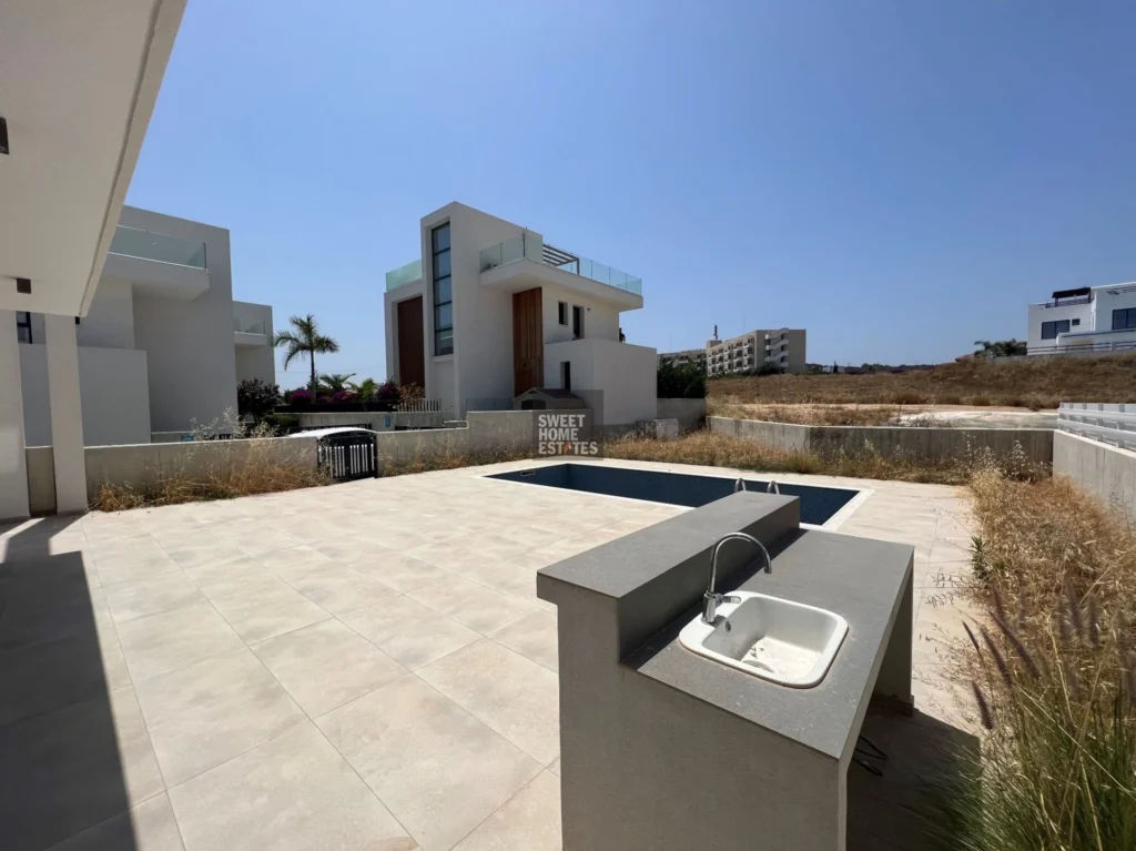 4 Bedroom House for Sale in Protaras, Famagusta District