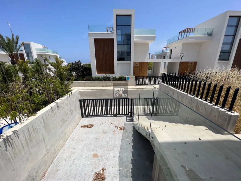 4 Bedroom House for Sale in Protaras, Famagusta District