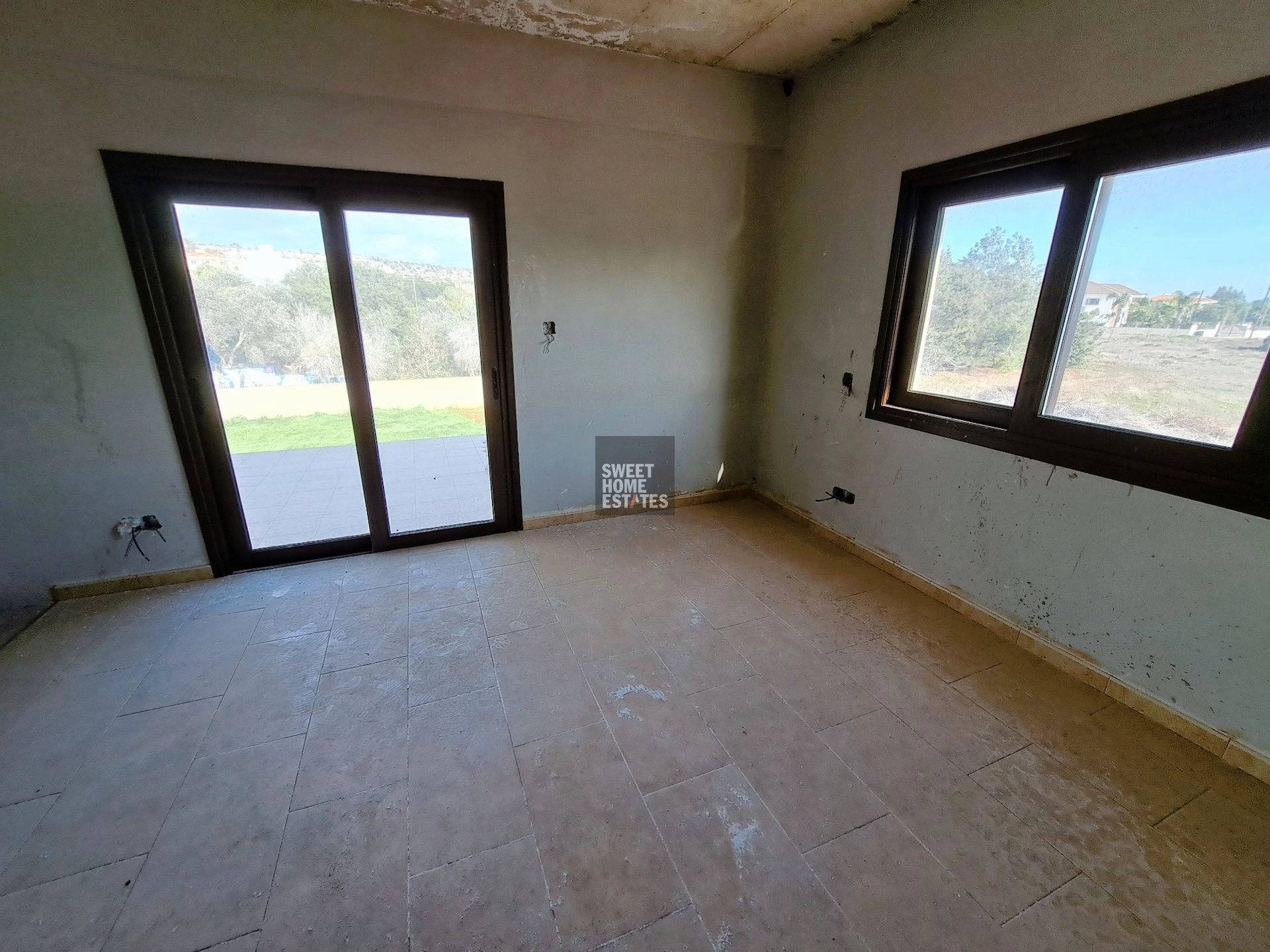 4 Bedroom House for Sale in Famagusta – Agia Napa
