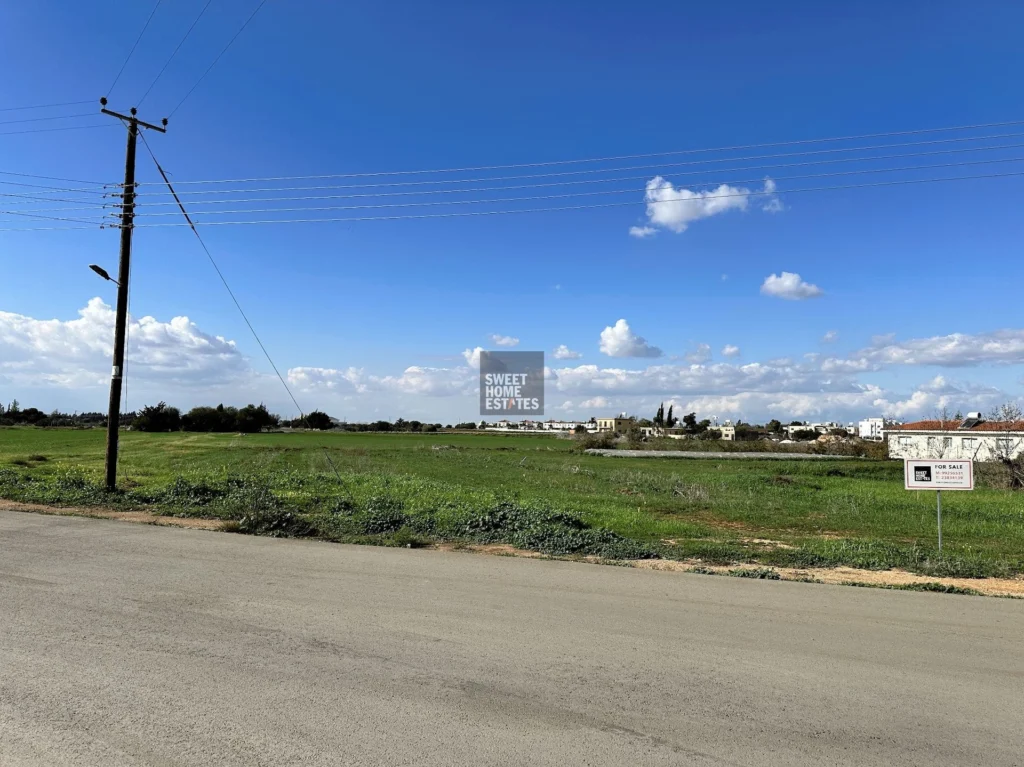 2,502m² Plot for Sale in Deryneia, Famagusta District