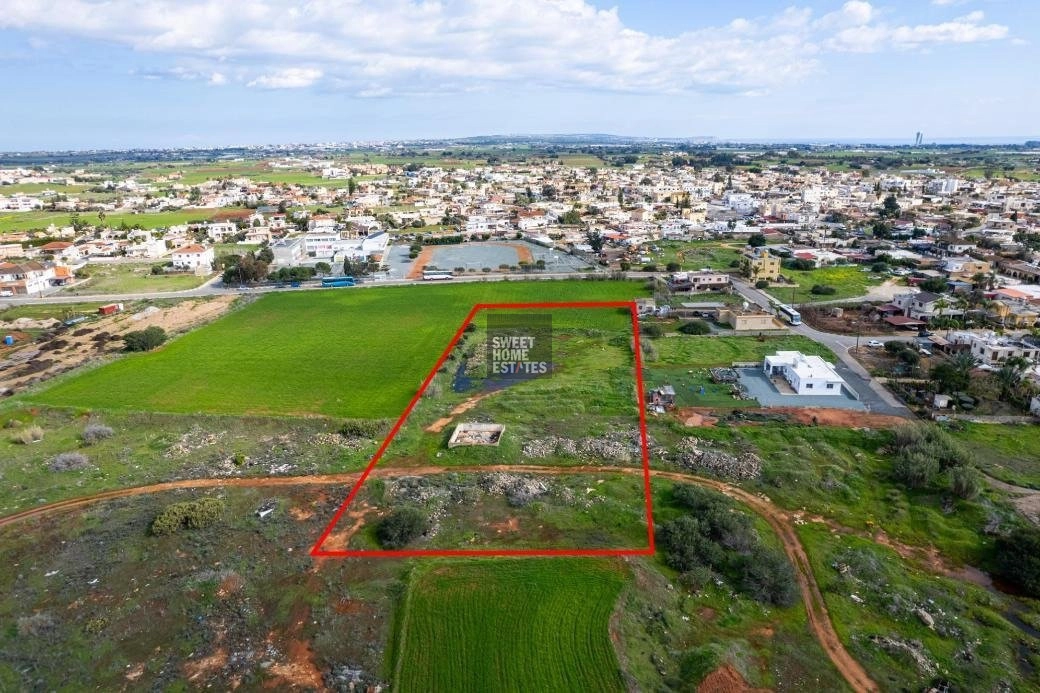 4,346m² Plot for Sale in Liopetri, Famagusta District