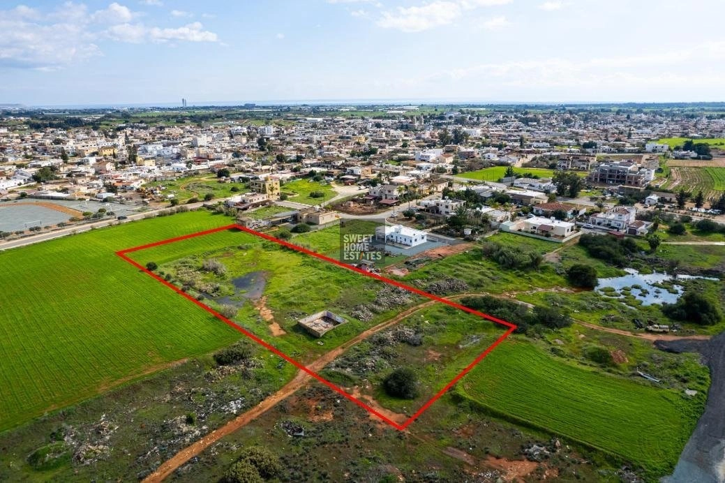 4,346m² Plot for Sale in Liopetri, Famagusta District