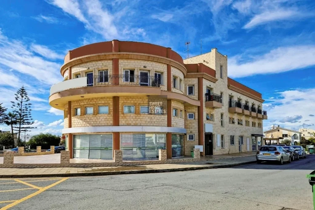 1150m² Building for Sale in Deryneia, Famagusta District