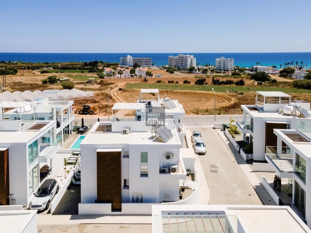 4 Bedroom House for Sale in Paralimni, Famagusta District