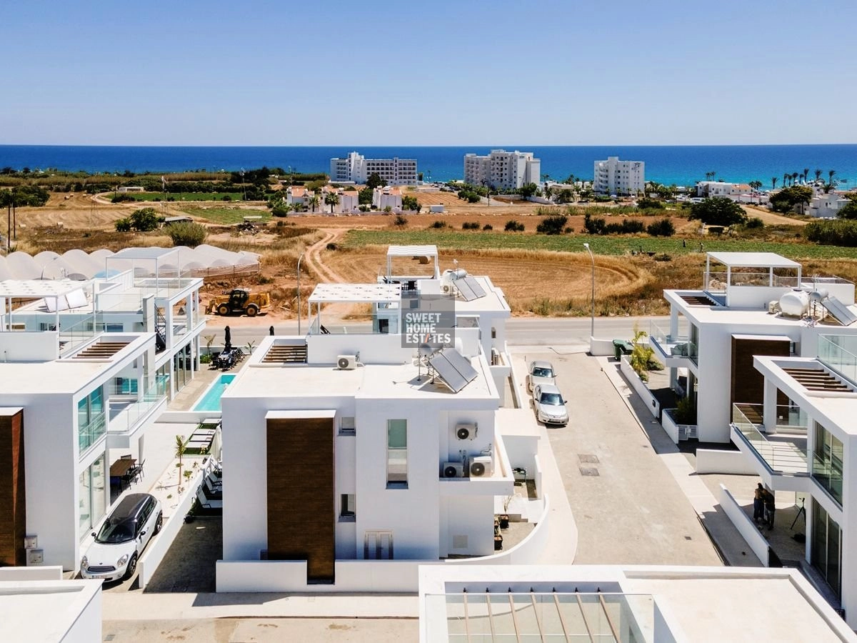 4 Bedroom House for Sale in Paralimni, Famagusta District