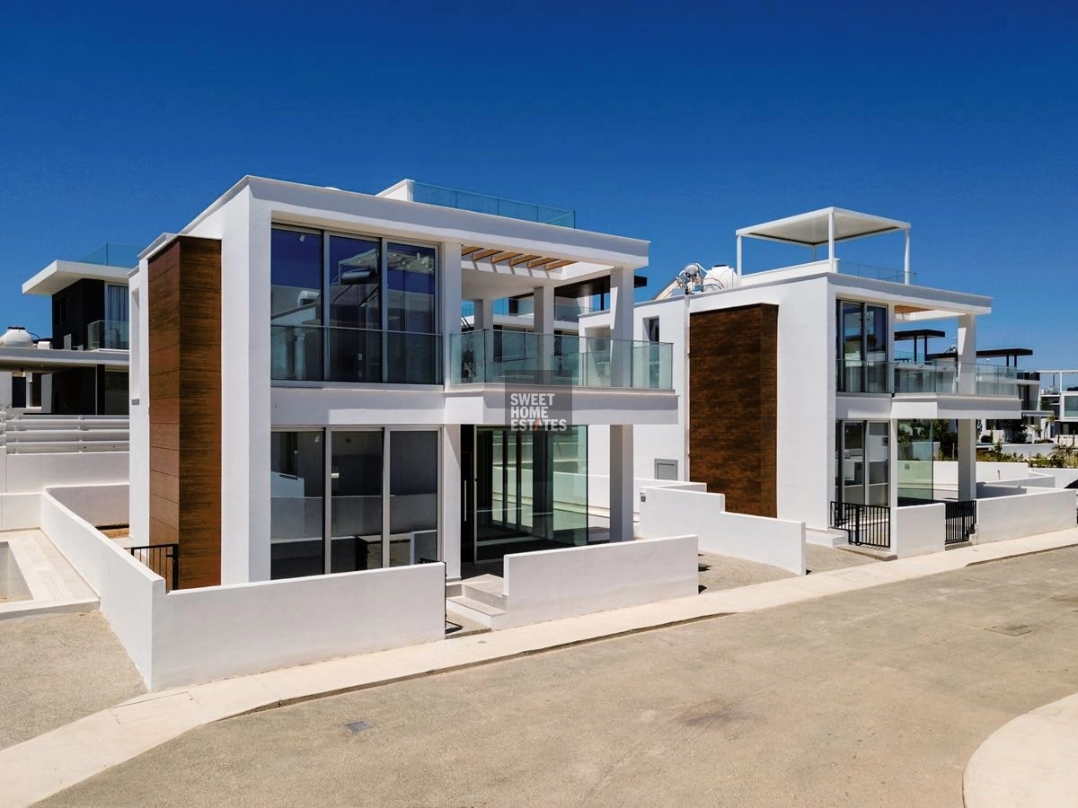 4 Bedroom House for Sale in Paralimni, Famagusta District