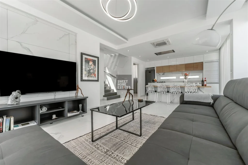 5 Bedroom House for Sale in Protaras, Famagusta District