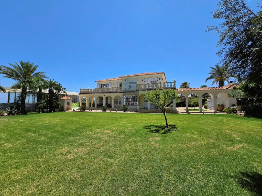 4 Bedroom House for Sale in Protaras, Famagusta District
