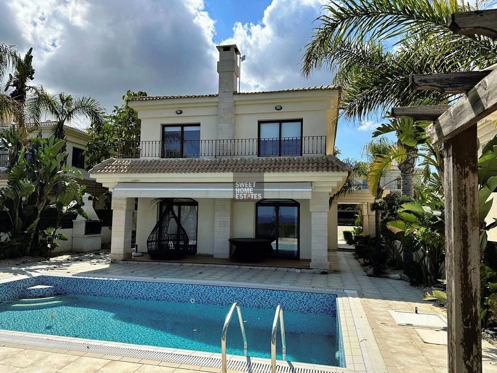 4 Bedroom House for Sale in Kapparis, Famagusta District