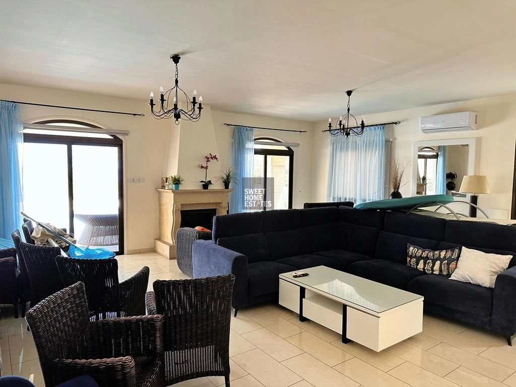 4 Bedroom House for Sale in Kapparis, Famagusta District
