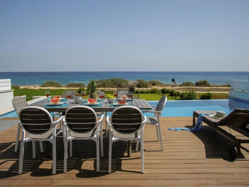 5 Bedroom House for Sale in Pernera, Famagusta District