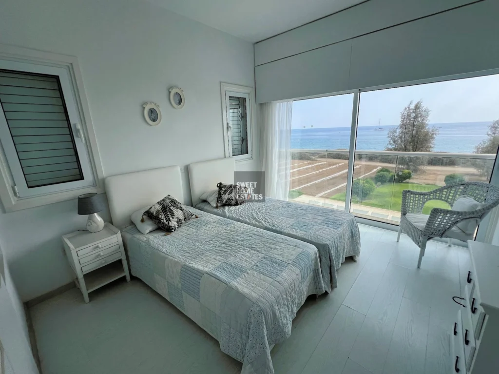 5 Bedroom House for Sale in Pernera, Famagusta District