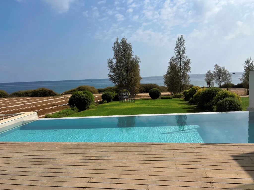 5 Bedroom House for Sale in Pernera, Famagusta District
