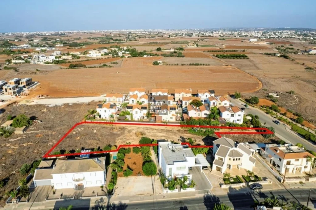2,480m² Plot for Sale in Frenaros, Famagusta District