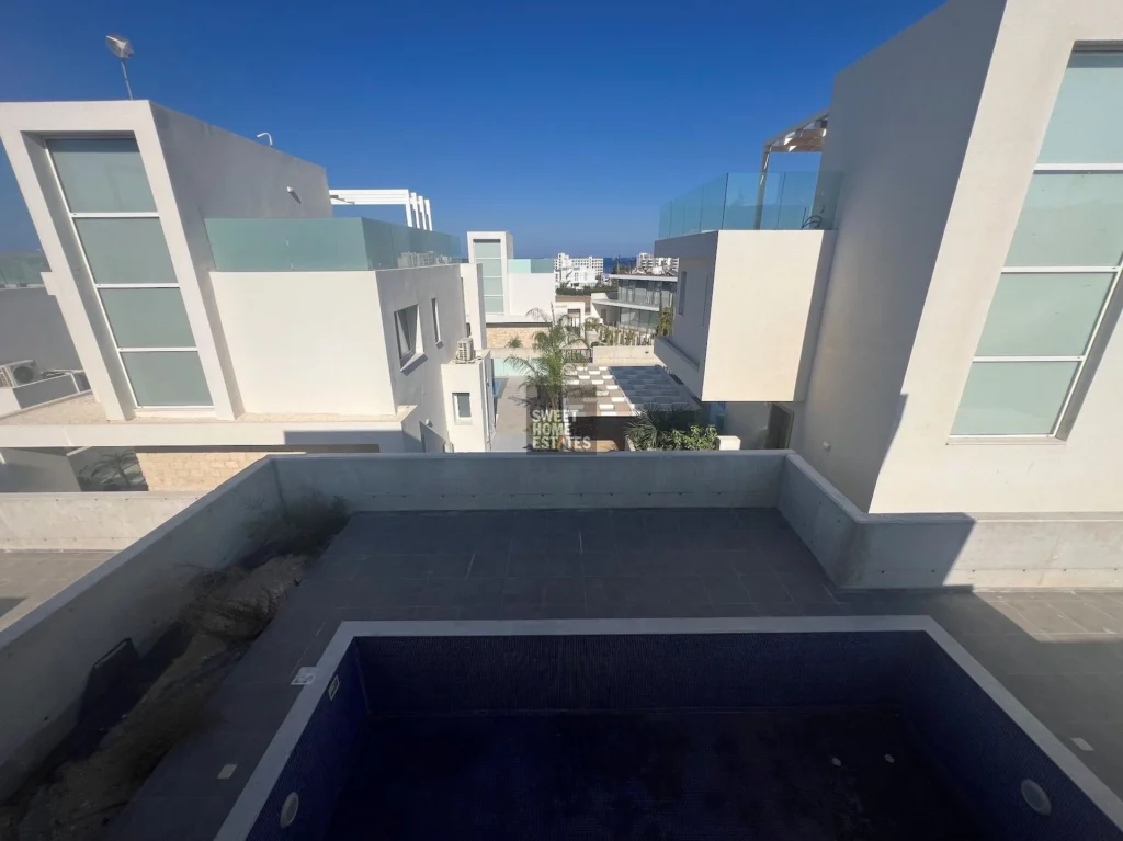 4 Bedroom House for Sale in Protaras, Famagusta District