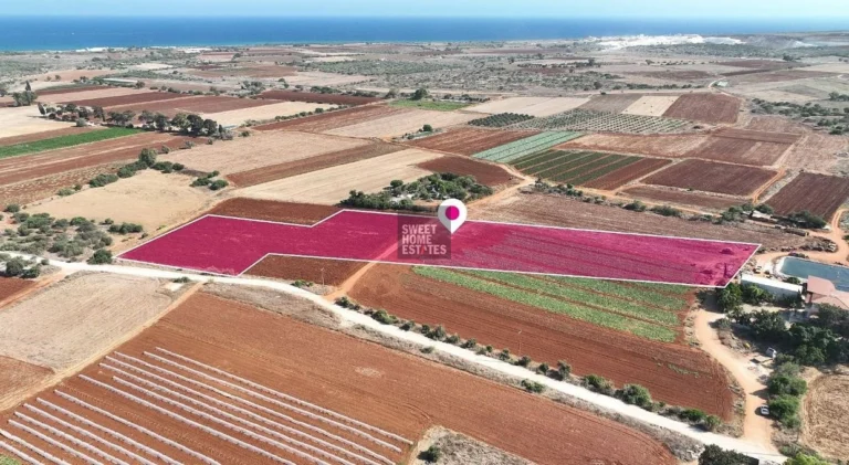 13,623m² Plot for Sale in Liopetri, Famagusta District