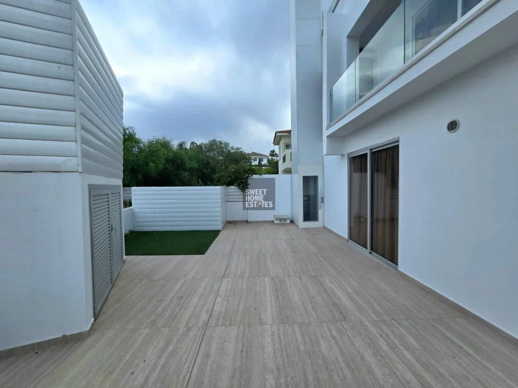 5 Bedroom House for Sale in Protaras, Famagusta District