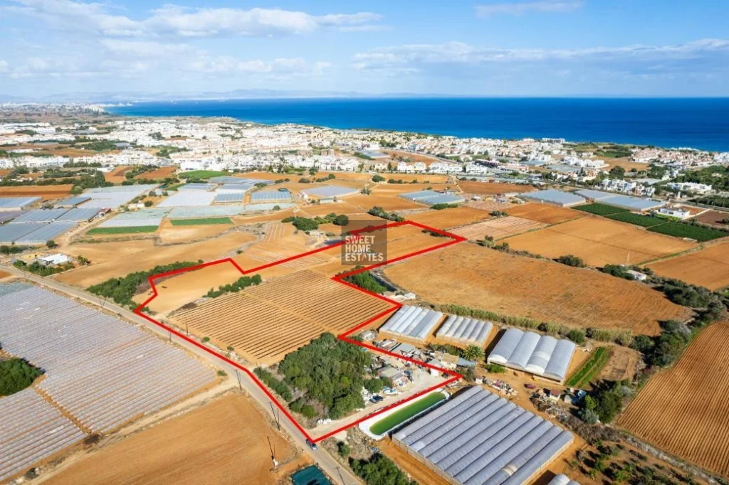 2,949m² Plot for Sale in Paralimni, Famagusta District