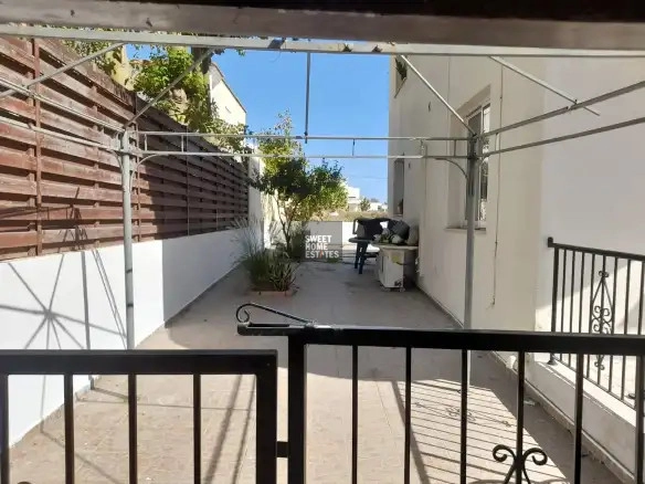 4 Bedroom House for Sale in Aradippou, Larnaca District
