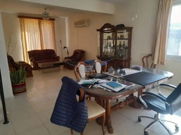 4 Bedroom House for Sale in Aradippou, Larnaca District