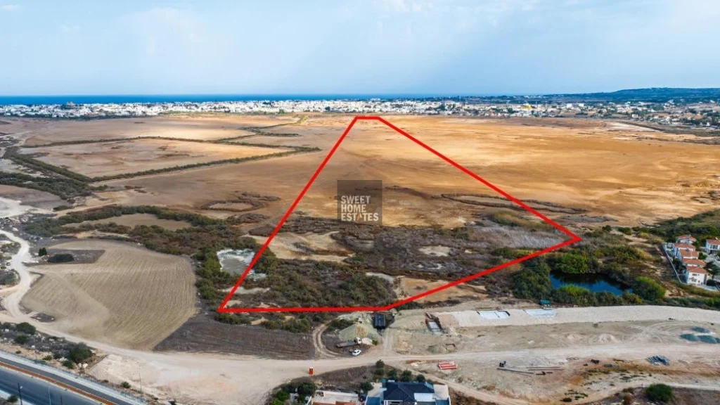 2,151m² Plot for Sale in Paralimni, Famagusta District