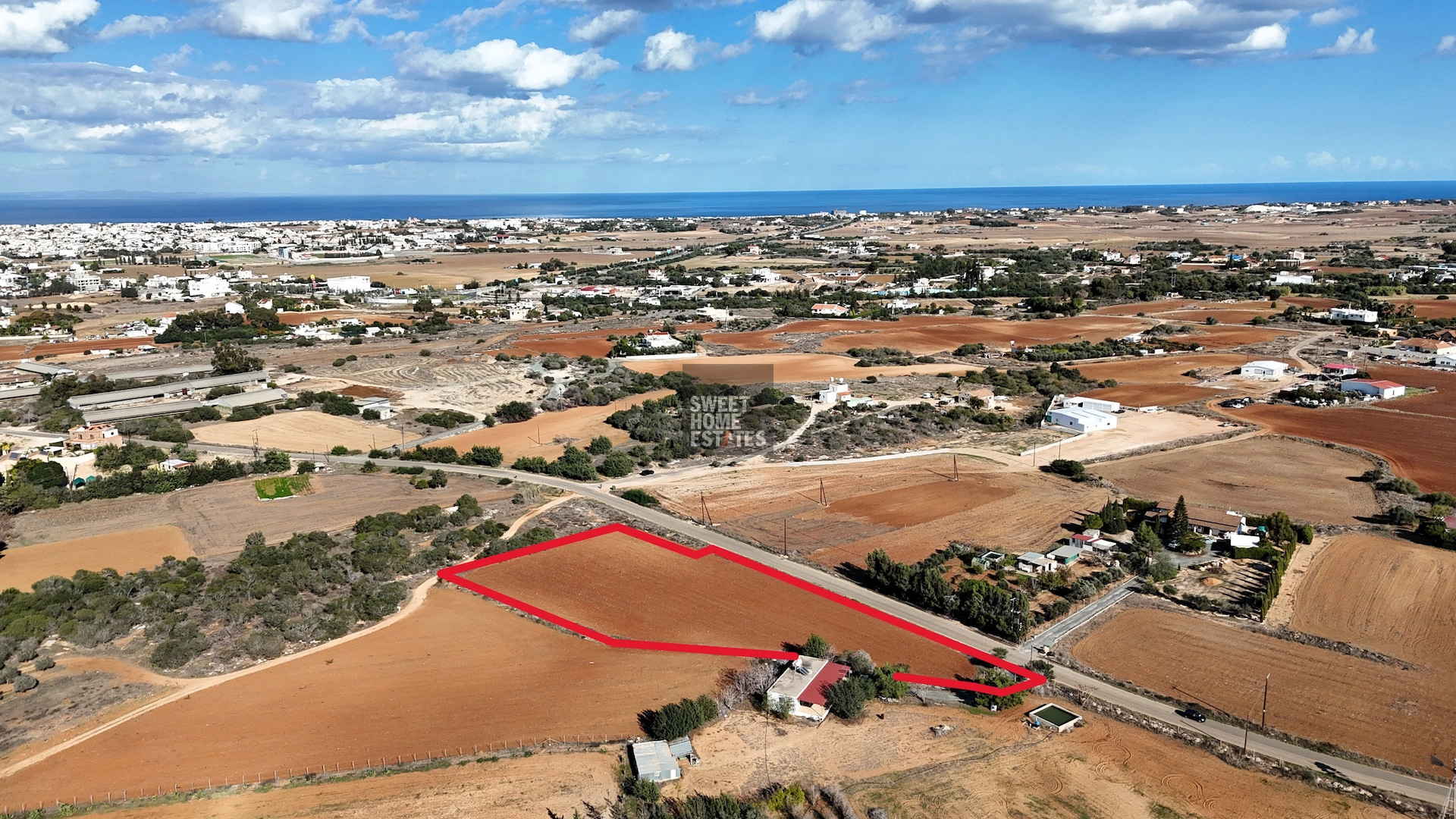 6,460m² Plot for Sale in Paralimni, Famagusta District