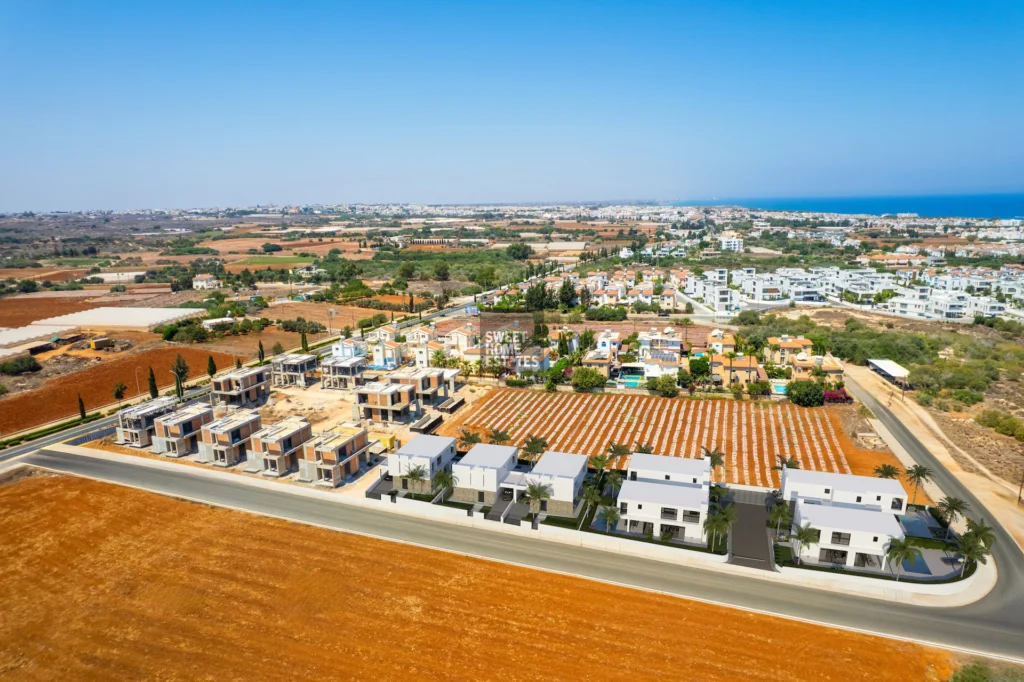 4 Bedroom House for Sale in Pernera, Famagusta District