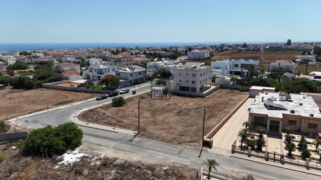 1,033m² Plot for Sale in Paralimni, Famagusta District