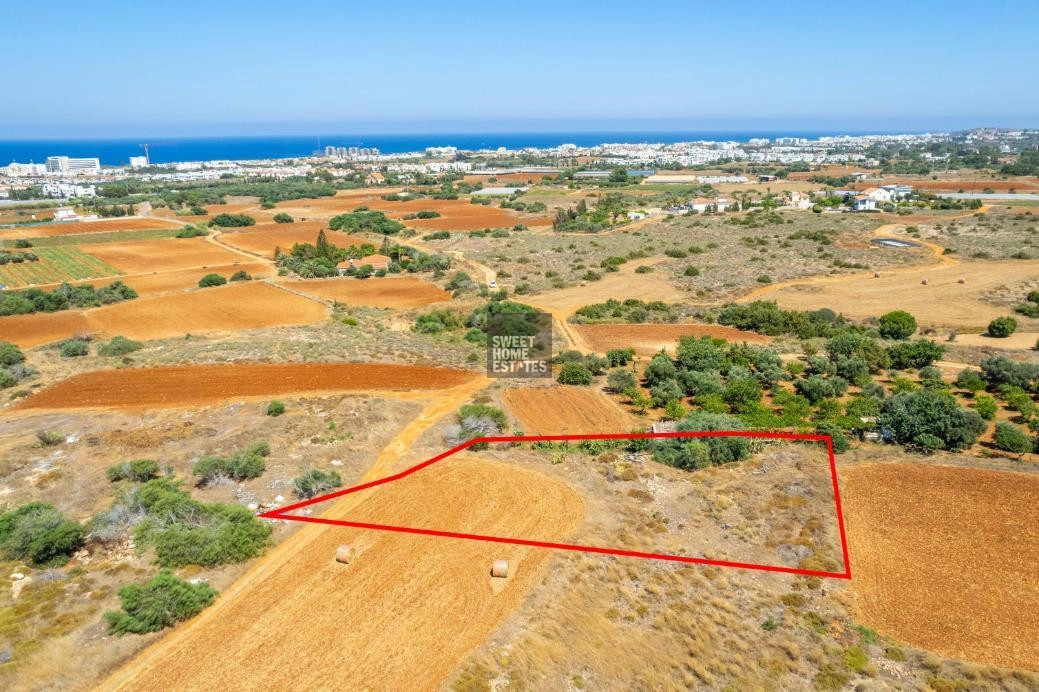 468m² Plot for Sale in Paralimni, Famagusta District