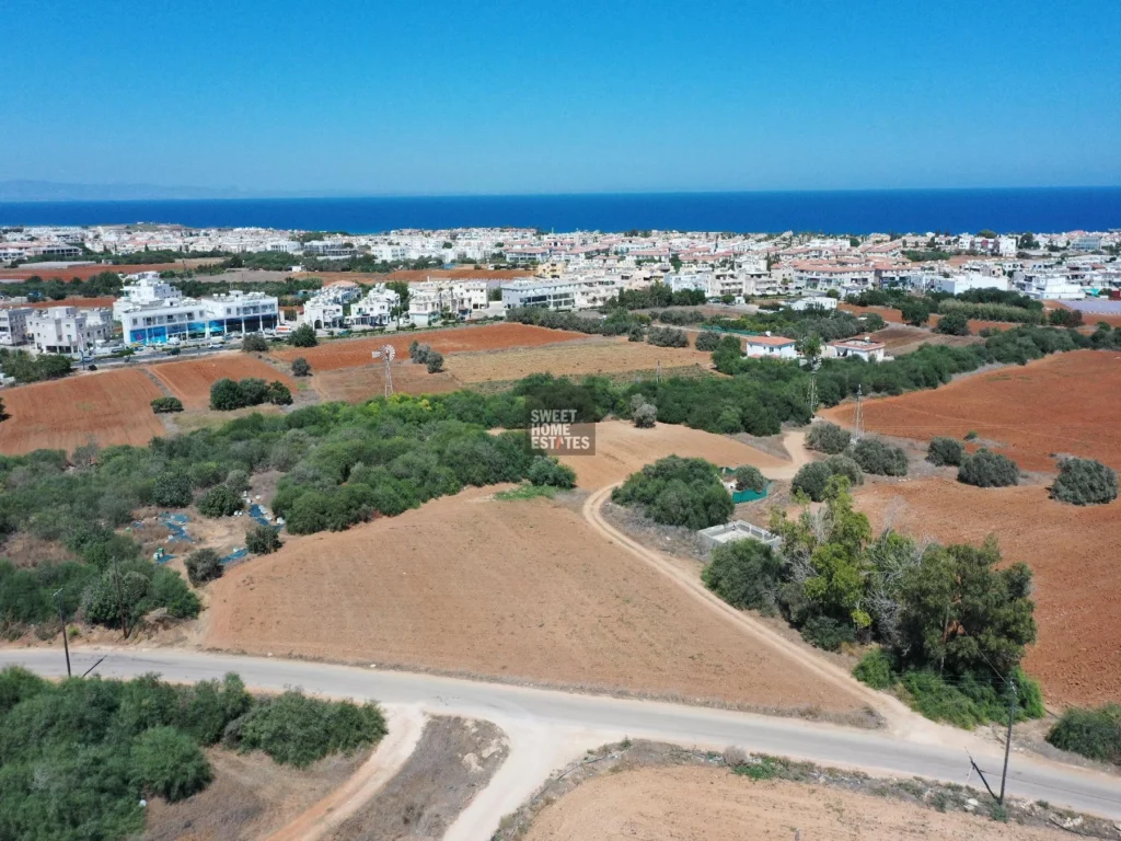 2,310m² Plot for Sale in Paralimni, Famagusta District