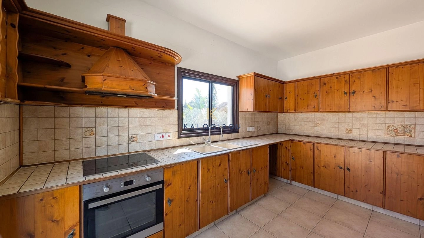 3 Bedroom House for Sale in Aradippou, Larnaca District