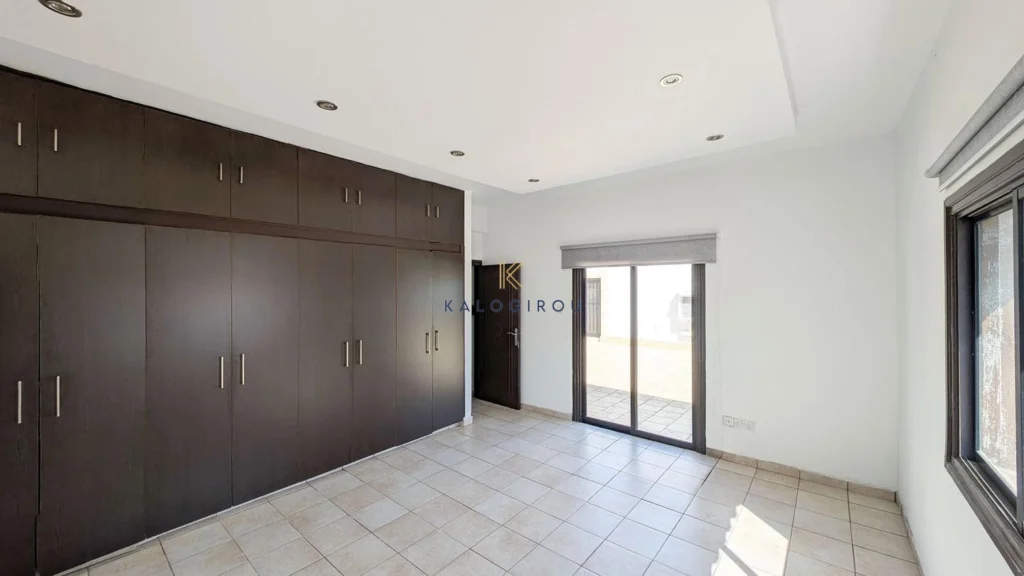 3 Bedroom House for Sale in Aradippou, Larnaca District