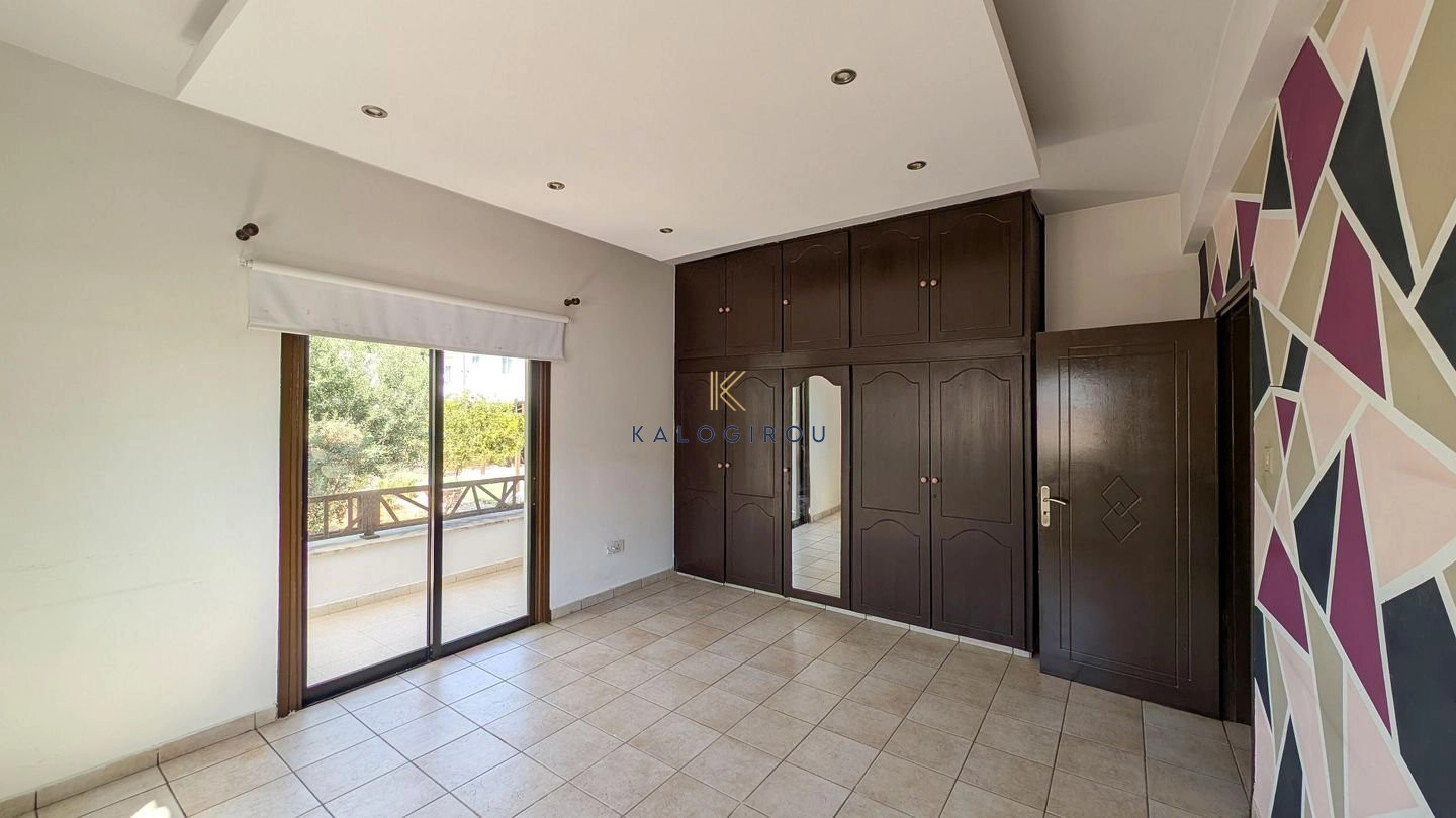 3 Bedroom House for Sale in Aradippou, Larnaca District