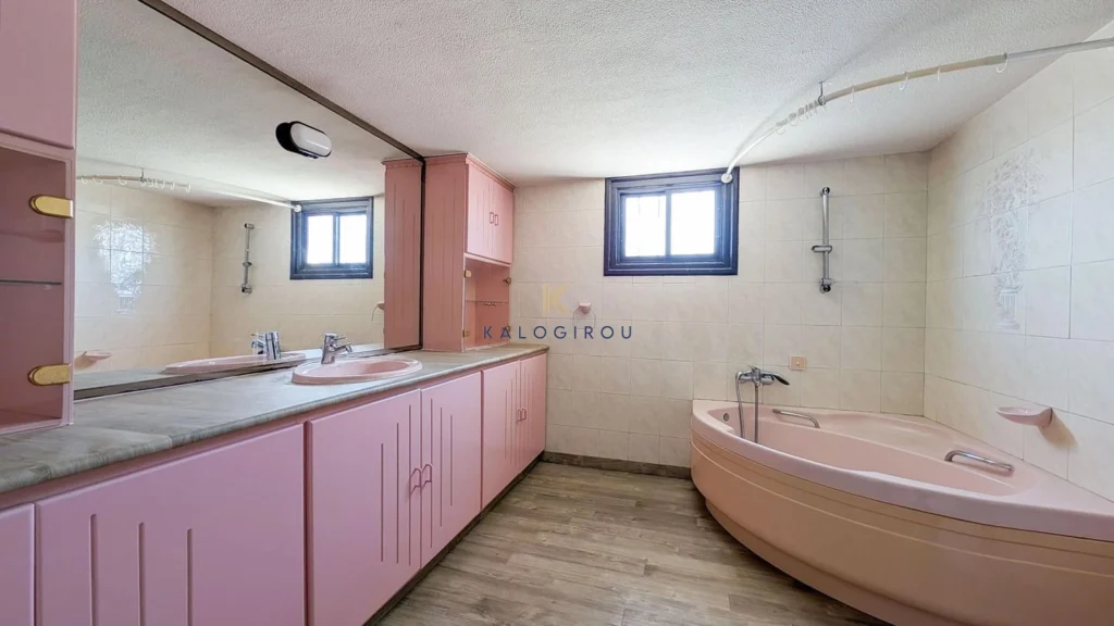 3 Bedroom House for Sale in Aradippou, Larnaca District
