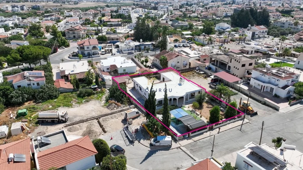 3 Bedroom House for Sale in Aradippou, Larnaca District