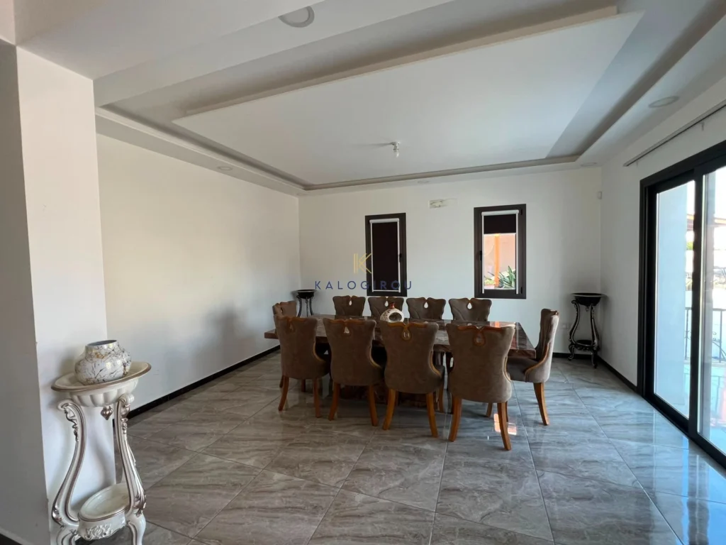 4 Bedroom House for Sale in Aradippou, Larnaca District