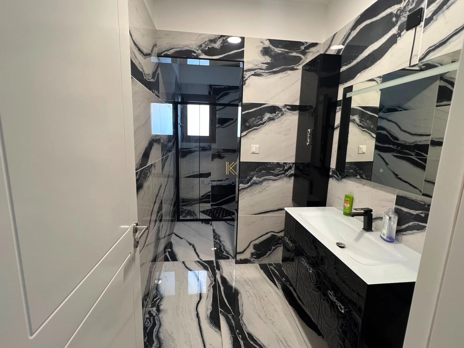 4 Bedroom House for Sale in Aradippou, Larnaca District
