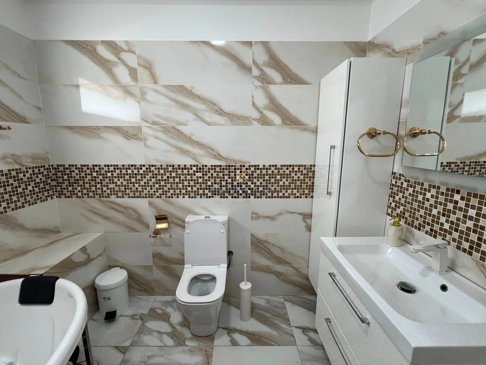 4 Bedroom House for Sale in Aradippou, Larnaca District