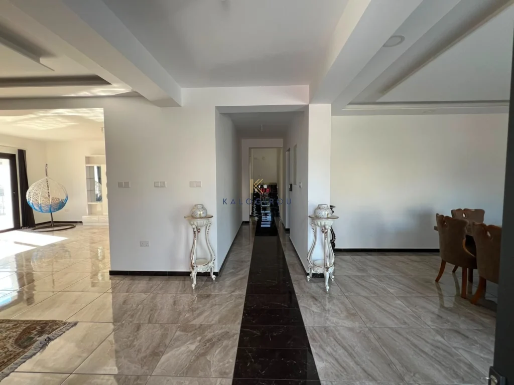 4 Bedroom House for Sale in Aradippou, Larnaca District